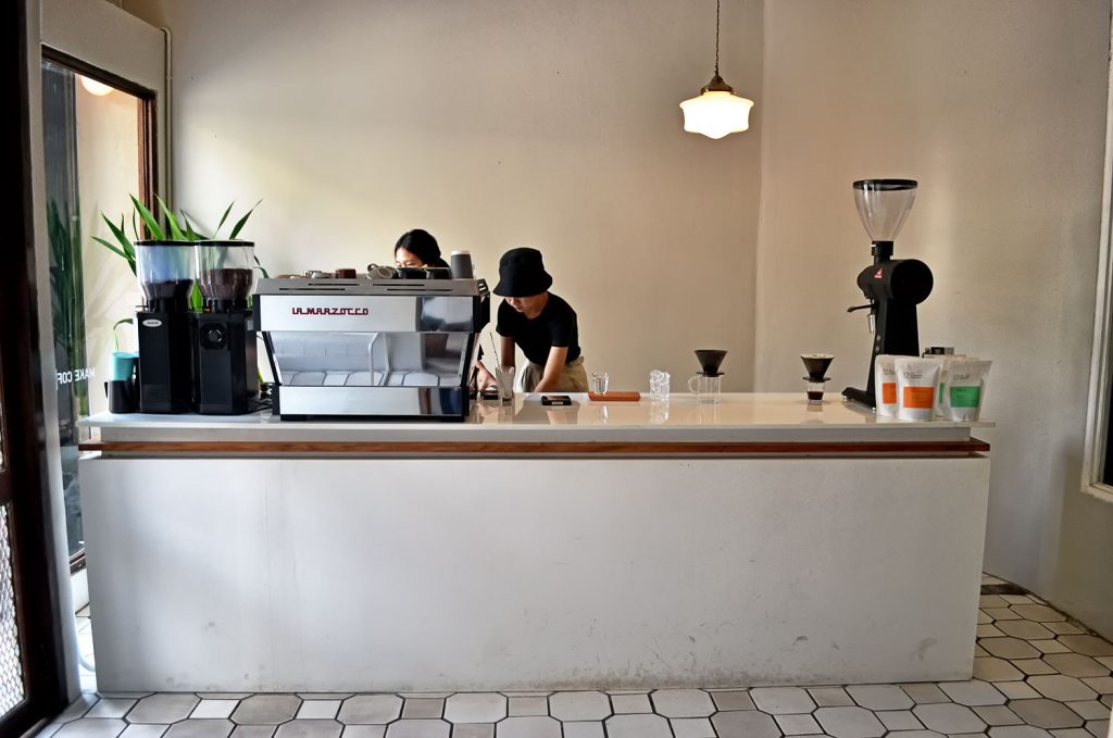 Looper Co. Espresso & Cocktail Bar