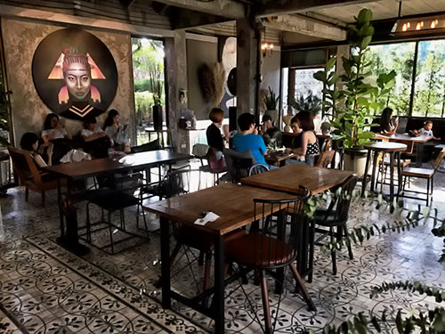FACT CAFE Coffee Shop in Chiang Mai