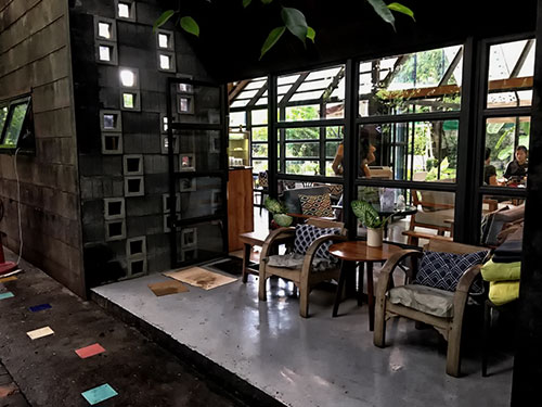 Кофейня MaliPai Roastery and Cafe в Чиангмае
